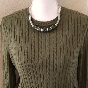 Collar style necklace